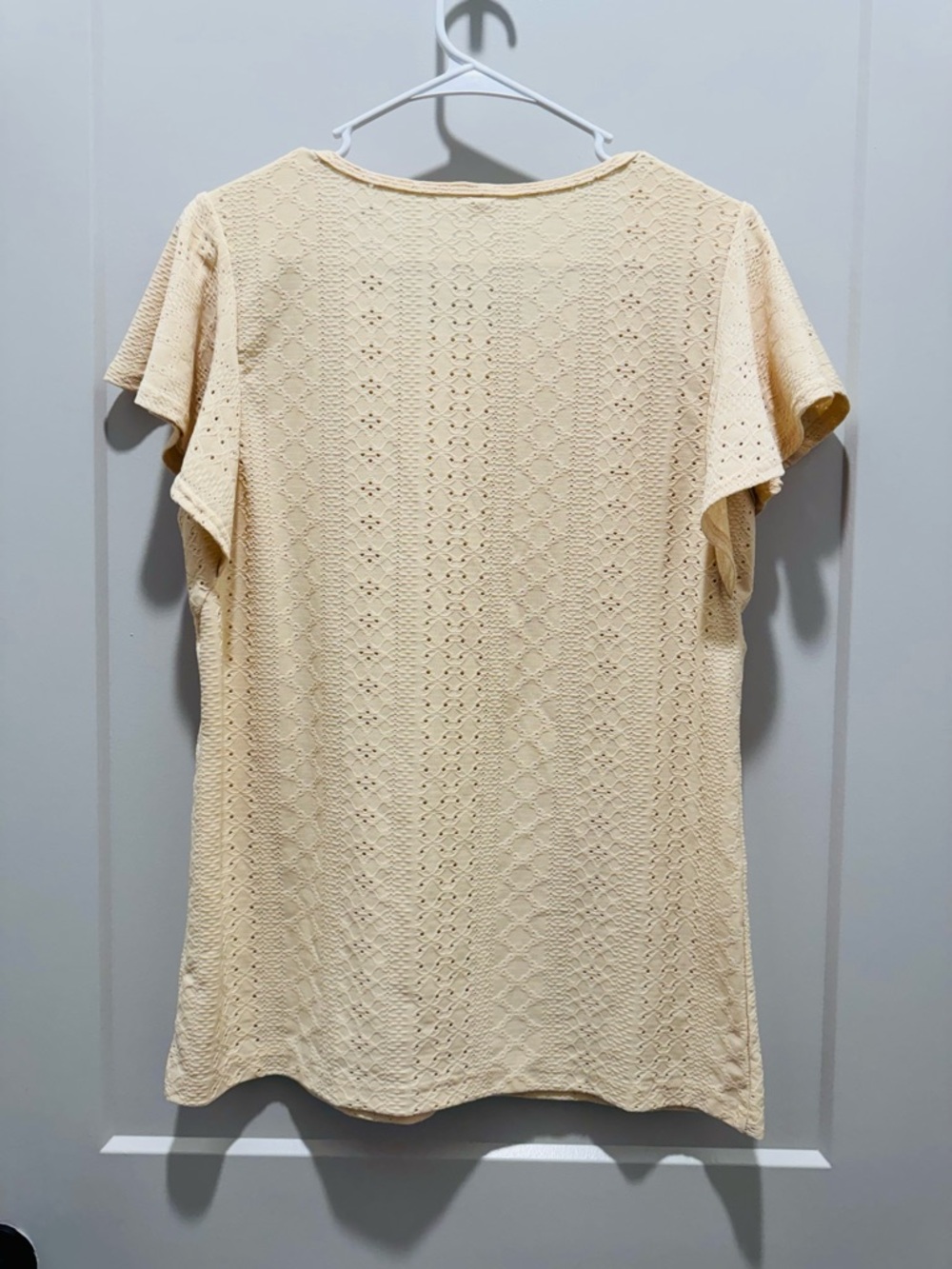 Women’s Cream Eyelet Flutter Sleeve Top - Picture 2 of 3